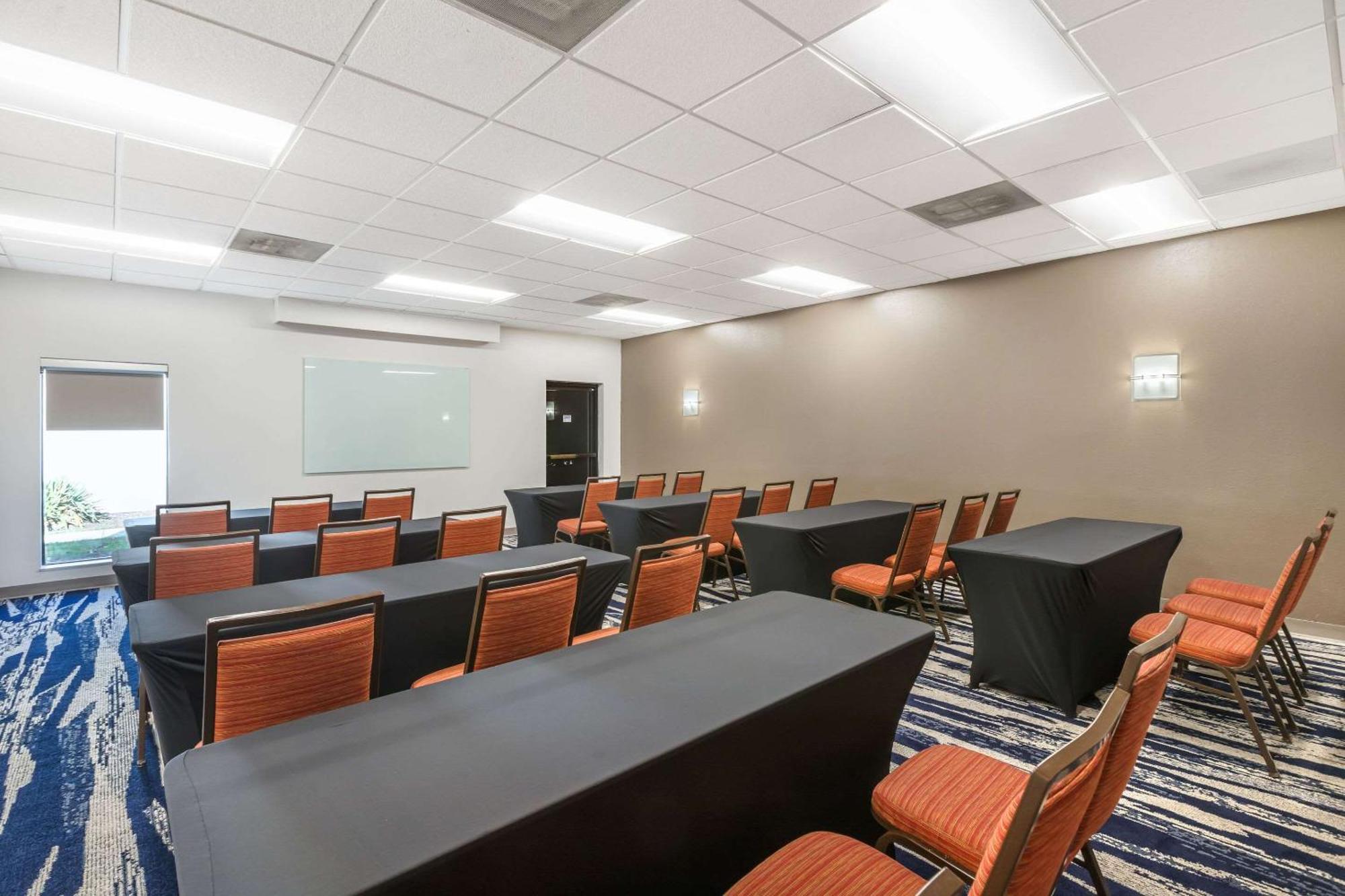 Comfort Inn & Suites Arlington Heights - Buffalo Grove Exteriör bild