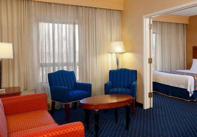Comfort Inn & Suites Arlington Heights - Buffalo Grove Rum bild