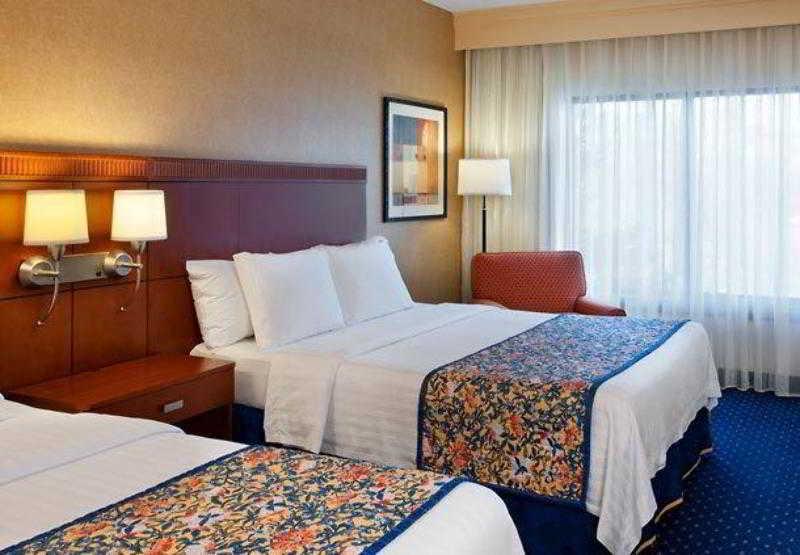 Comfort Inn & Suites Arlington Heights - Buffalo Grove Rum bild